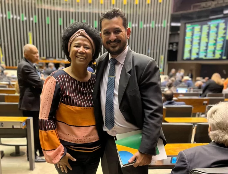 Ver. Edimar Kapiche tem trabalho reconhecido pela Dep. Silvia Cristina em prol do Residencial Cidade Verde, em Cacoal.