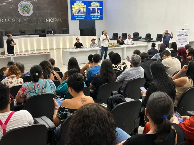 Cirone diz que cursos da Escola do Legislativo superaram expectativas