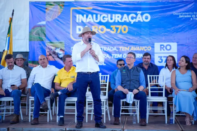 Presidente da Assembleia Legislativa comemora entrega da RO-370, a Rodovia do Boi, em Corumbiara